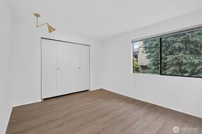 3608 26th Place W #301, Seattle, WA 98199 - Photo 33