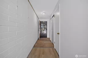 3608 26th Pl W, Seattle, WA 98199 - Photo 5