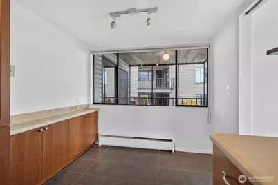 3608 26th Place W #301, Seattle, WA 98199 - Photo 21