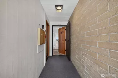 3608 26th Place W #301, Seattle, WA 98199 - Photo 3