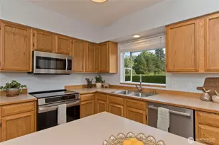709 Victor St, Enumclaw, WA 98022 - Photo 9