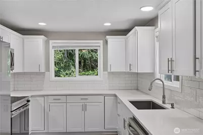 2742 Umatilla Drive, Oak Harbor, WA 98277 - Photo 11