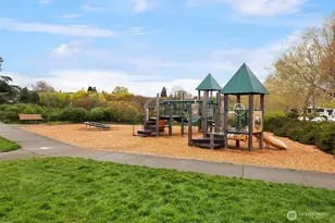 6576 High Point Dr SW, Seattle, WA 98126 - Photo 27