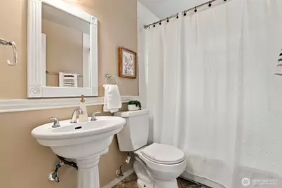 7815 227th Place SW, Edmonds, WA 98026 - Photo 19