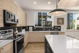3007 S Dakota St, Seattle, WA 98108 - Photo 7