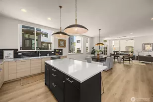 3007 S Dakota St, Seattle, WA 98108 - Photo 9