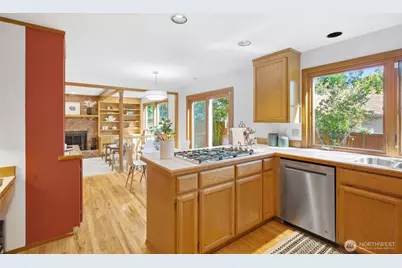 10831 56th Place W, Mukilteo, WA 98275 - Photo 9