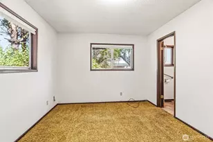 302 Cowlitz Dr, Kelso, WA 98626 - Photo 13