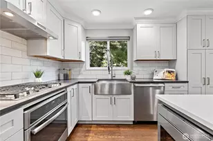 3317 216th Pl SE, Sammamish, WA 98075 - Photo 9