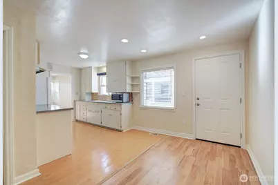 1210 NE 95th Street, Seattle, WA 98115 - Photo 11