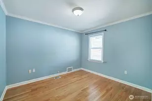 1210 NE 95th St, Seattle, WA 98115 - Photo 15