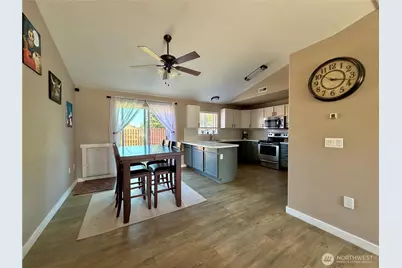 1616 NE Pirate Lane, Moses Lake, WA 98837 - Photo 3