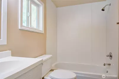700 N Reed Street #6, Sedro Woolley, WA 98284 - Photo 15