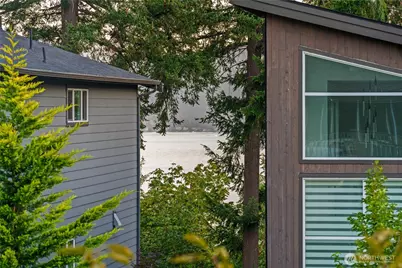18001 NE 10th Street, Bellevue, WA 98008 - Photo 9