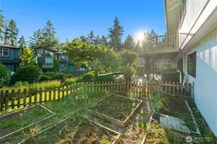 18001 NE 10th St, Bellevue, WA 98008 - Photo 33