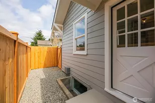 2018 Oakes Ave, Everett, WA 98201 - Photo 21