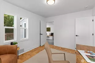 10322 Ashworth Ave N, Seattle, WA 98133 - Photo 21