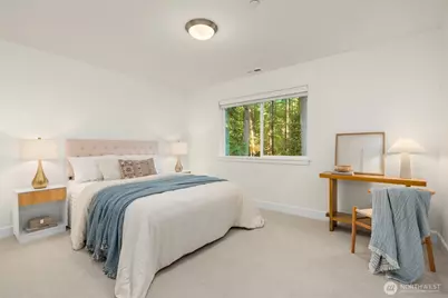 16761 NE Sanwick Place, Bainbridge Island, WA 98110 - Photo 25