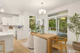 16761 NE Sanwick Pl, Bainbridge Island, WA 98110 - Photo 9