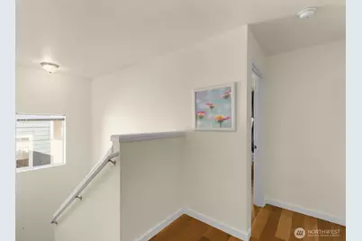 6895 Holly Park Drive S, Seattle, WA 98118 - Photo 15