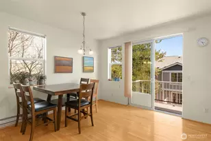 6895 Holly Park Dr S, Seattle, WA 98118 - Photo 11