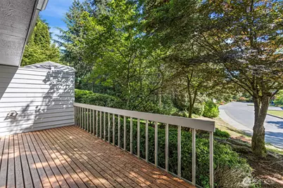 10 143rd Avenue SE, Bellevue, WA 98007 - Photo 25
