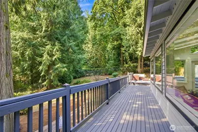 2022 227th Avenue NE, Sammamish, WA 98074 - Photo 29
