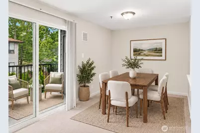 12424 109th Court NE #D304, Kirkland, WA 98034 - Photo 3