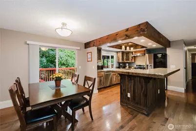8206 University Point Circle NE, Bremerton, WA 98311 - Photo 7