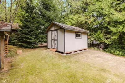 8206 University Point Circle NE, Bremerton, WA 98311 - Photo 35