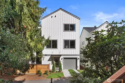10326 Ashworth Avenue N, Seattle, WA 98133 - Photo 1