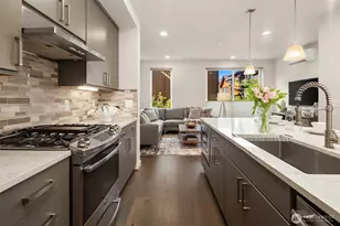 3300 NE 65th St, Seattle, WA 98115 - Photo 11
