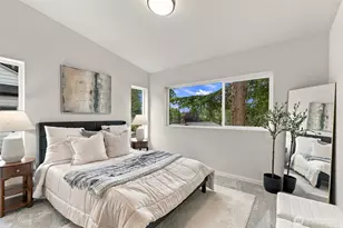10514 9th Ave NE, Seattle, WA 98125 - Photo 9
