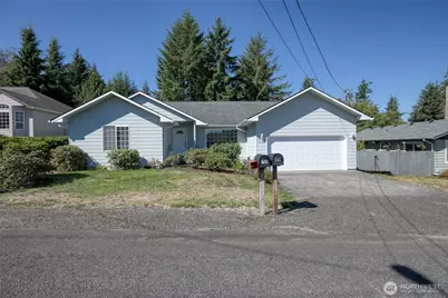 1121 N Fairfield Street, Aberdeen, WA 98520 - Photo 1