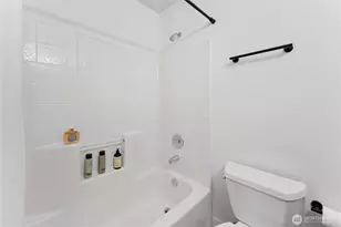 901 E Marine View Dr, Everett, WA 98201 - Photo 21