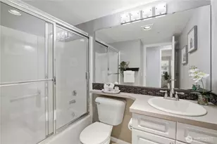 4343 Roosevelt Way NE, Seattle, WA 98105 - Photo 19