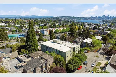 800 N Allen Place #401, Seattle, WA 98103 - Photo 5
