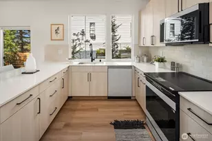 910 29th Ave, Seattle, WA 98122 - Photo 9