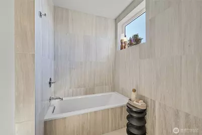 524 N 86th Street, Seattle, WA 98103 - Photo 21