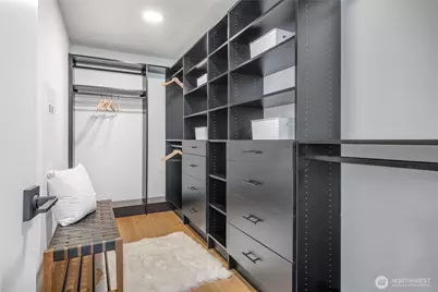 524 N 86th Street, Seattle, WA 98103 - Photo 23