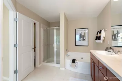 3900 NE 4th Circle, Renton, WA 98056 - Photo 17