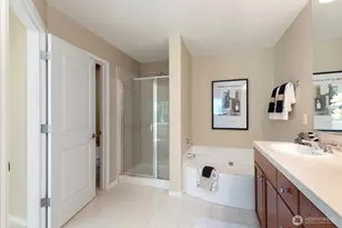 3900 NE 4th Cir, Renton, WA 98056 - Photo 17