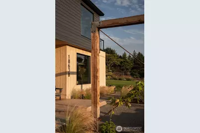 18638 2nd Avenue SW, Normandy Park, WA 98166 - Photo 27