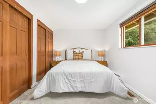 11122 Angeline Rd E, Bonney Lake, WA 98391 - Photo 33