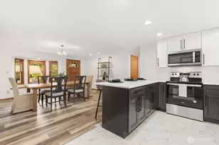 11122 Angeline Rd E, Bonney Lake, WA 98391 - Photo 17
