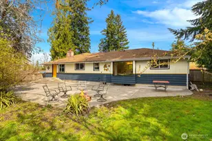 11122 Angeline Rd E, Bonney Lake, WA 98391 - Photo 11