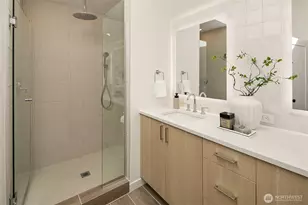 2530 30th Ave W, Seattle, WA 98199 - Photo 25