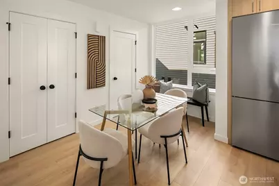 2528 30th Avenue W, Seattle, WA 98199 - Photo 7