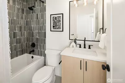 2528 30th Avenue W, Seattle, WA 98199 - Photo 9