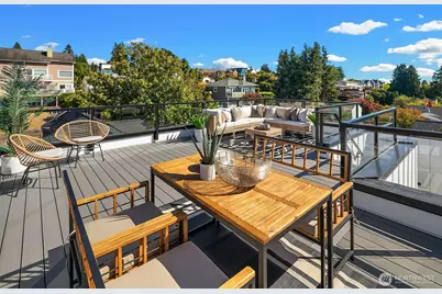 2528 30th Avenue W, Seattle, WA 98199 - Photo 13